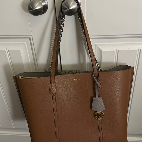 Tory Burch Handbags - Beautiful Brand New Never Worn Tory Burch